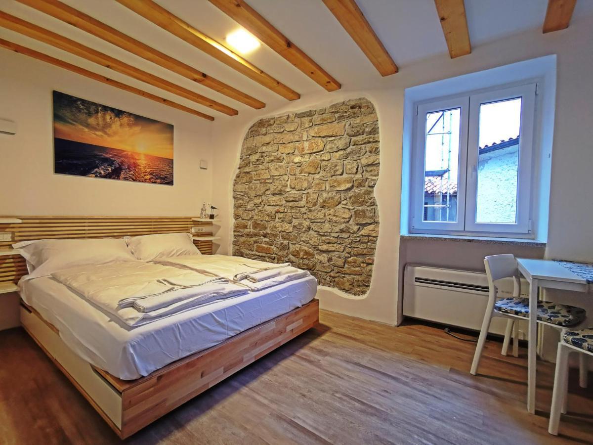 Ribiska Hisa - Old Piran Fisherman'S House Apartment Luaran gambar